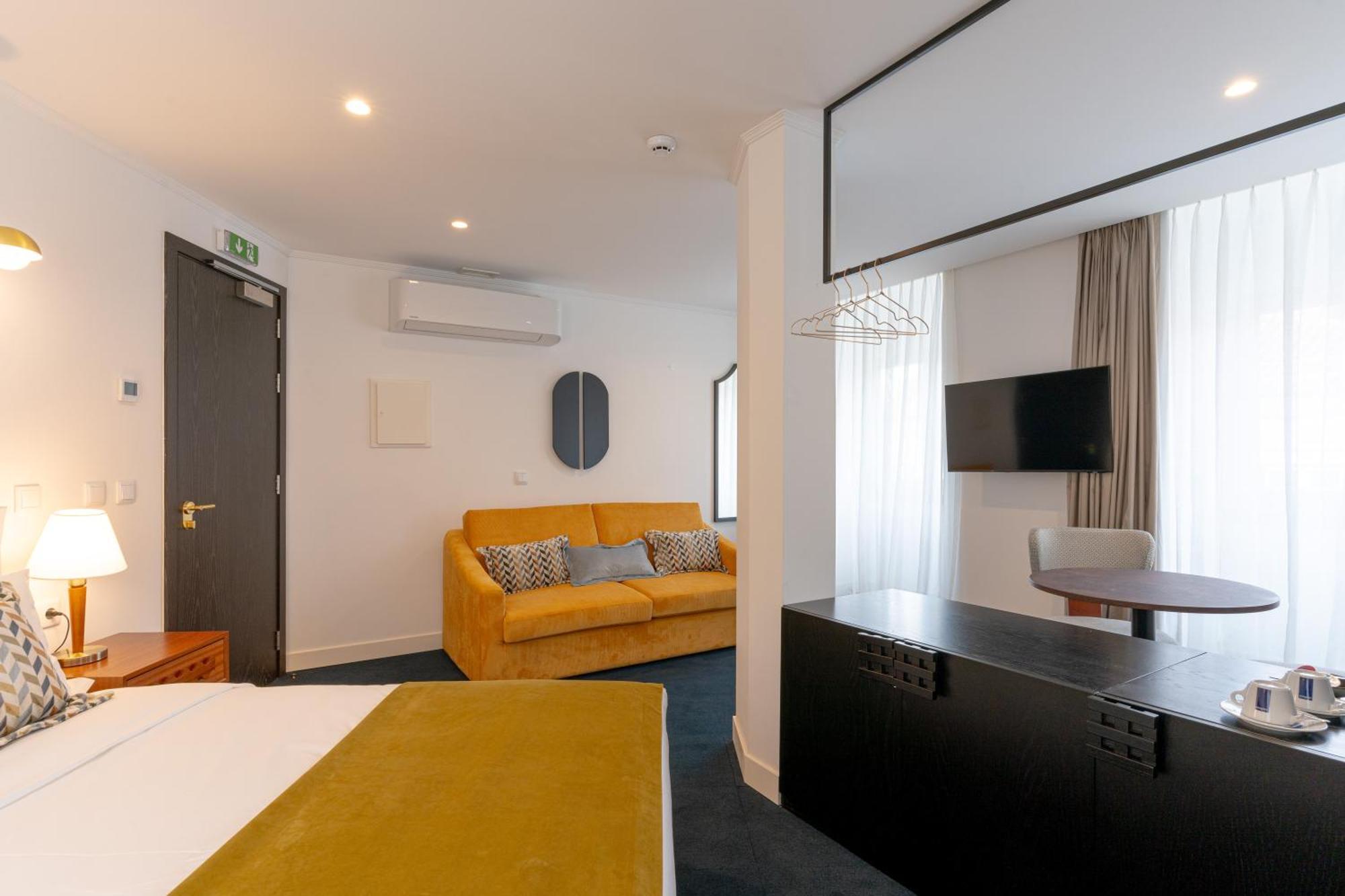Westlight Lisboa Madalena Hotel Ngoại thất bức ảnh